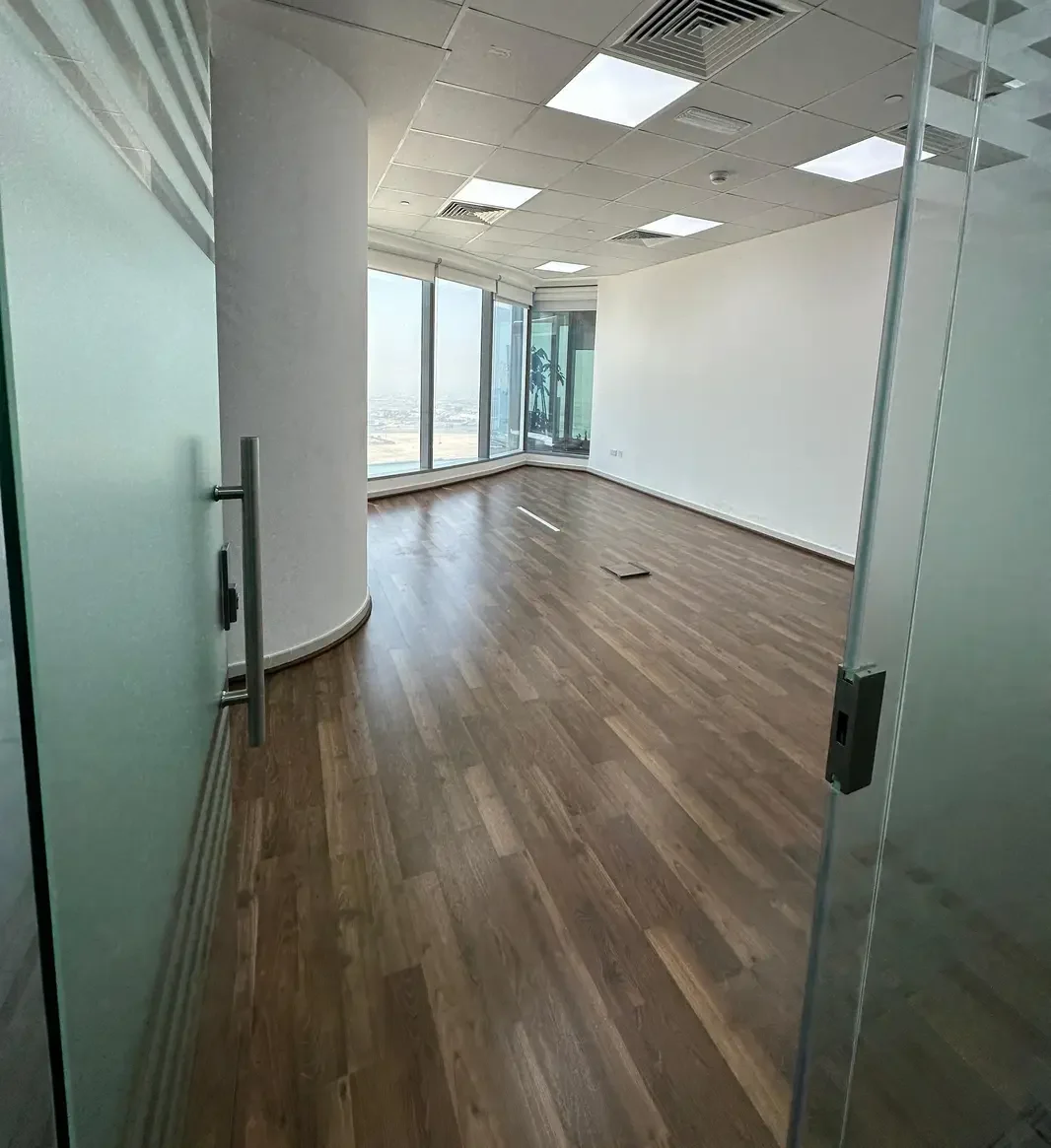 Flexible lease office Preatoni Tower