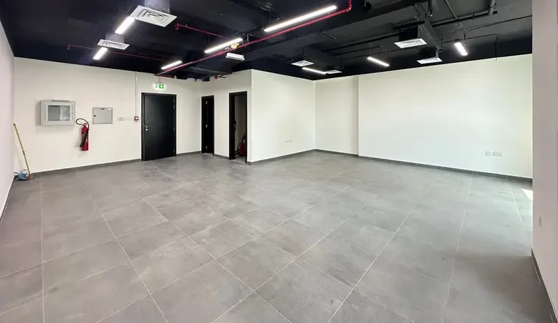 High-rise office rental Dubai